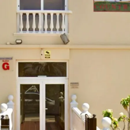 Apartament La Paz. Lovely Overlooking The Golf And Sea San Miguel de Abona